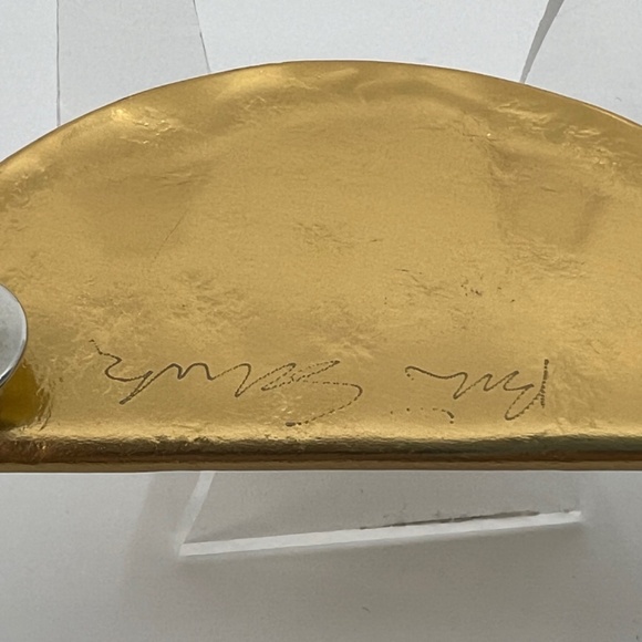 Vintage Beth Schwartz Golden Dumpling/Pierogi/Knish/Taco/Empanada Pin/Brooch - Picture 2 of 16